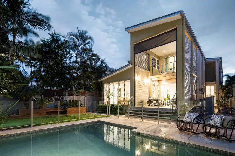 67 Elliott Street, Hawthorne QLD 4171