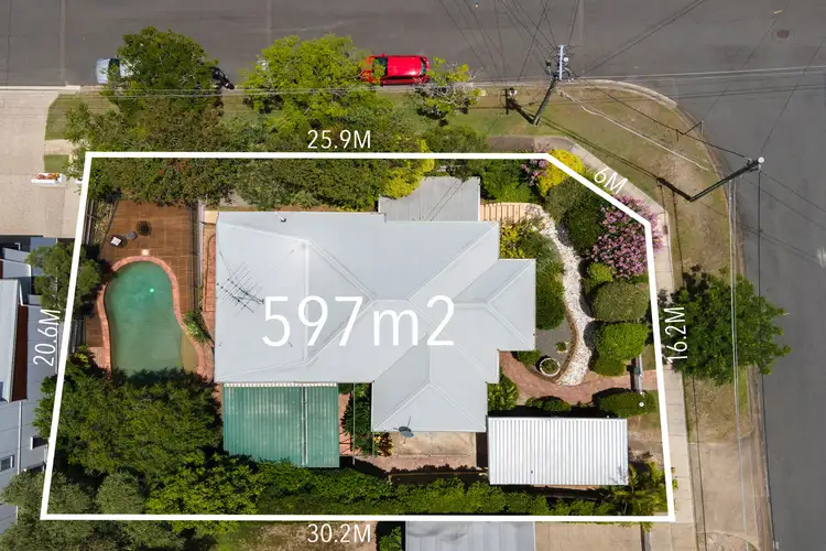 30 Merinda Street, Greenslopes QLD 4120