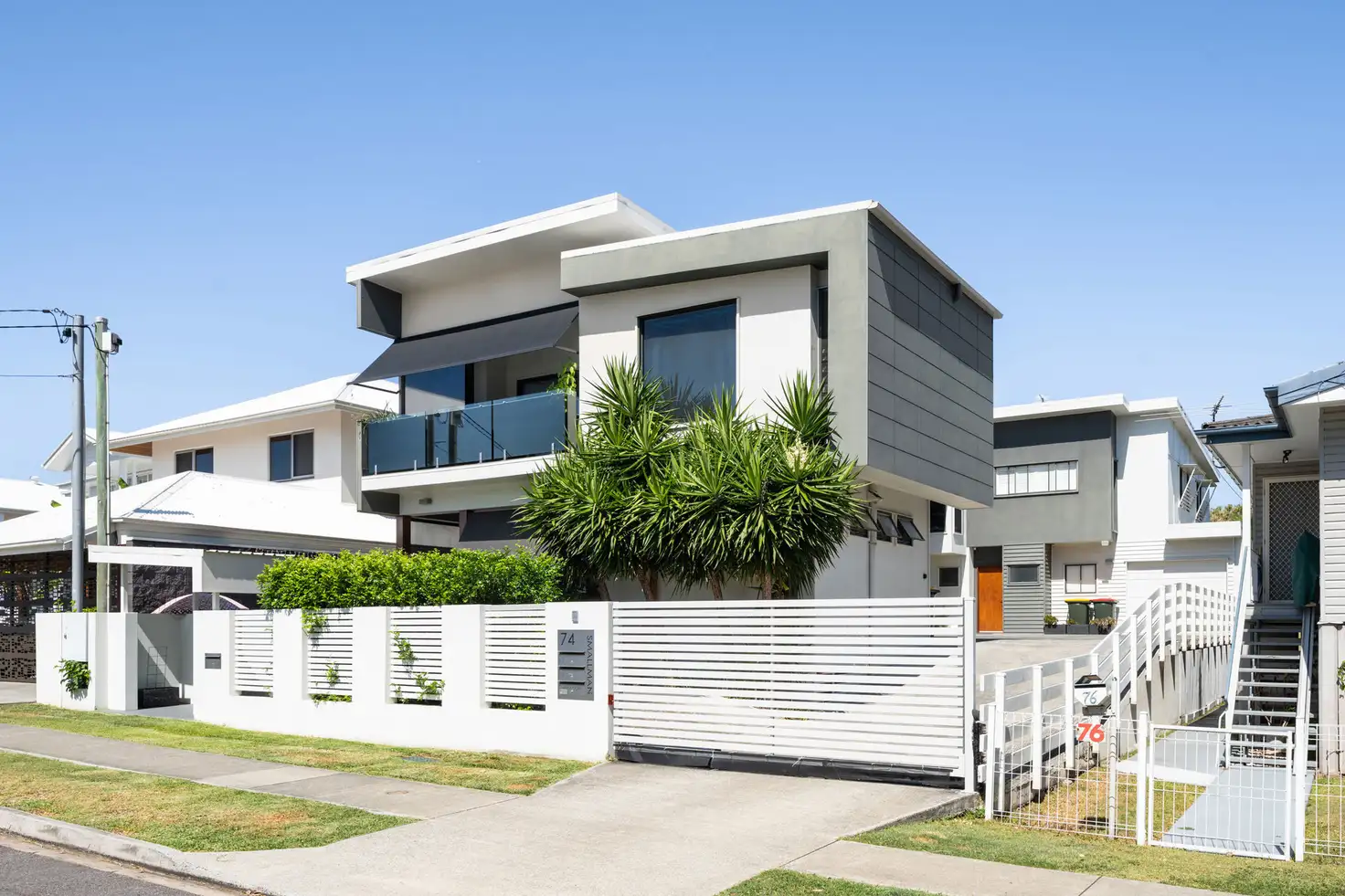 Main view of Homely townhouse listing, 2/74 Smallman Street, Bulimba QLD 4171