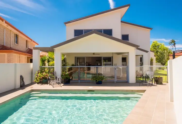 21/145 Palm Meadows Drive, Carrara QLD 4211