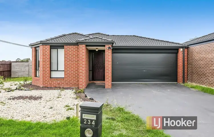 234 Evans Road, Cranbourne West VIC 3977
