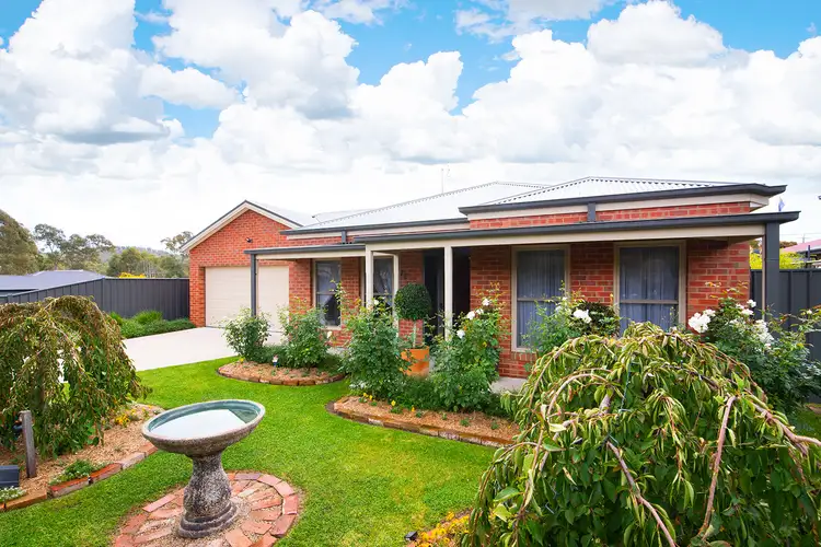 2B Warren Street, Harcourt VIC 3453