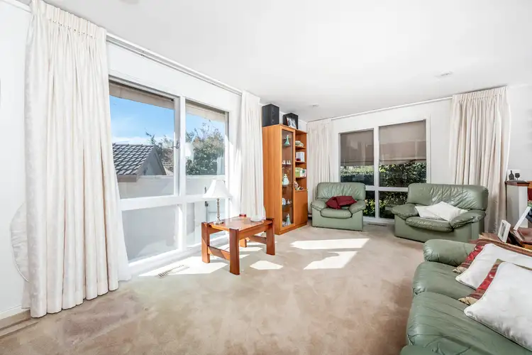 Second view of Homely house listing, 10 Breona Place, Lyons ACT 2606