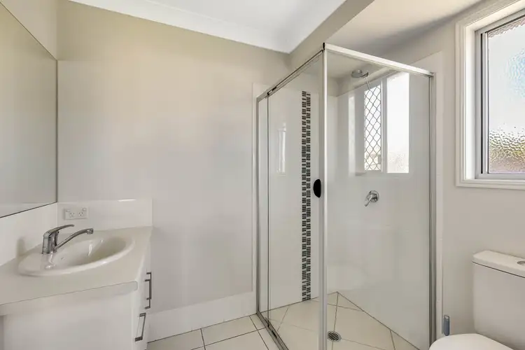 Sixth view of Homely house listing, 2 Owl Court, Kleinton QLD 4352