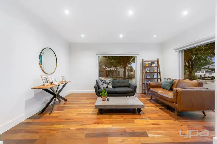 Fourth view of Homely house listing, 8 Etheridge Rise, Caroline Springs VIC 3023