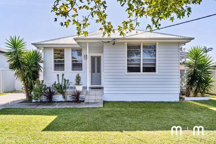 16 Mountbatten Street, Corrimal NSW 2518
