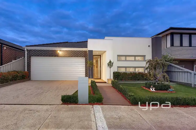 Main view of Homely house listing, 47 Riviera Drive, Hillside VIC 3037