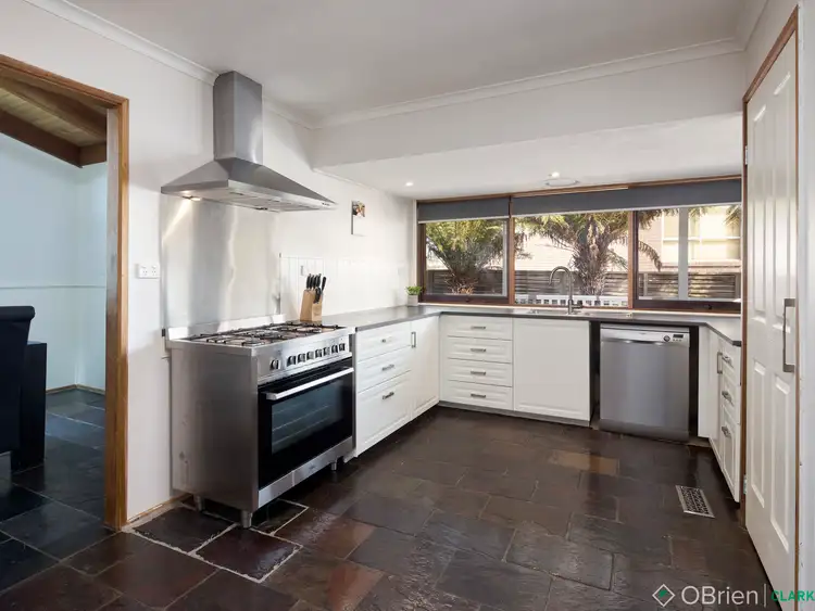 Fifth view of Homely house listing, 2 Holland Street, Drouin VIC 3818