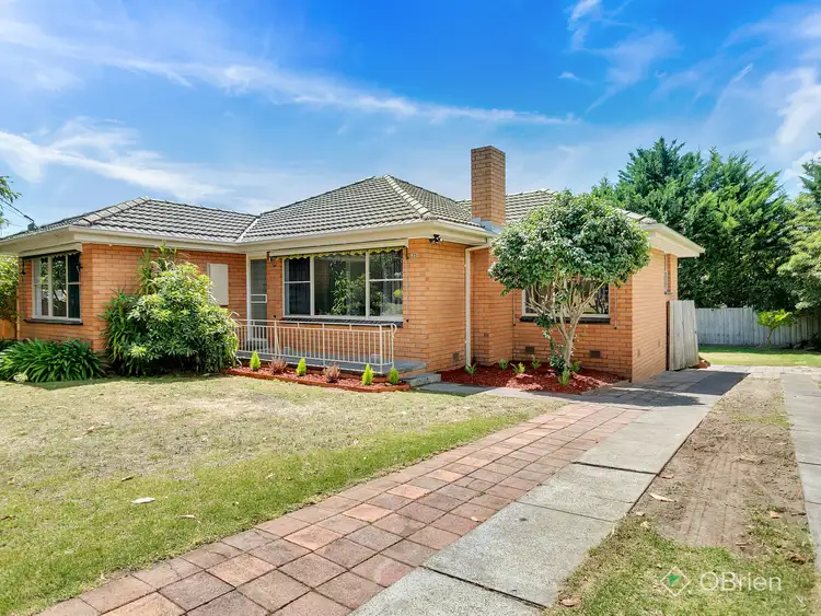 35 Brentwood Crescent, Frankston VIC 3199