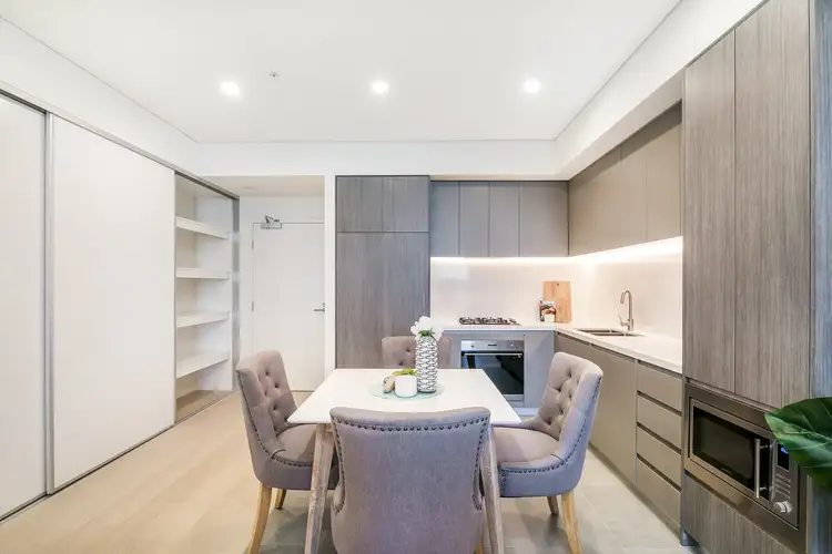 505b/8 Village Place, Kirrawee NSW 2232