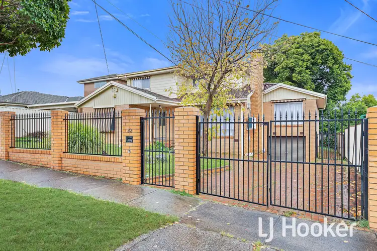 49 Simpson Drive, Dandenong North VIC 3175
