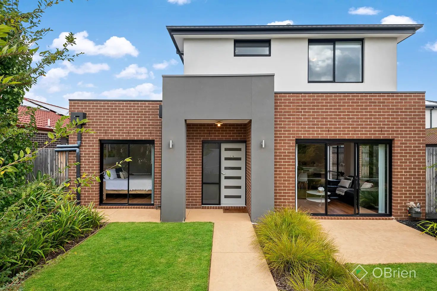 Main view of Homely townhouse listing, 1/10 Redgum Avenue, Carrum Downs VIC 3201