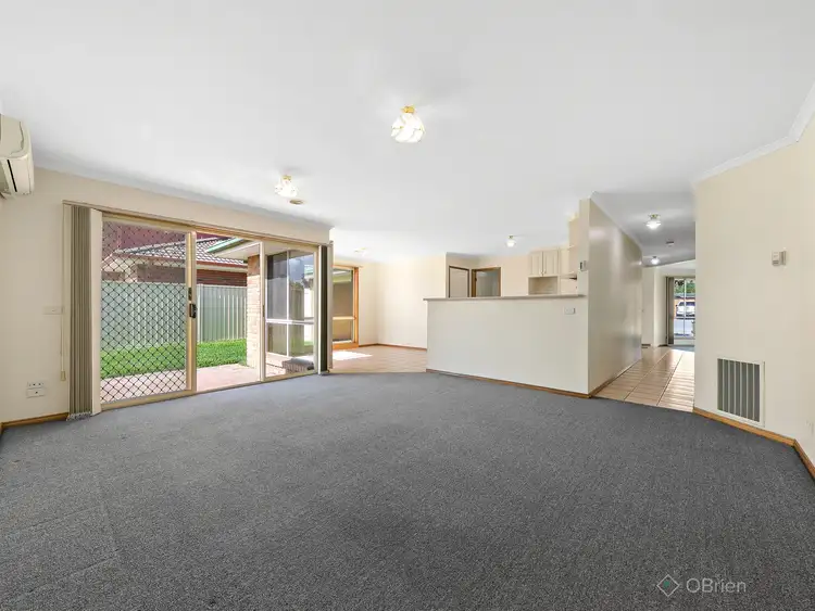 Sixth view of Homely house listing, 8 Highland Crescent, Narre Warren South VIC 3805