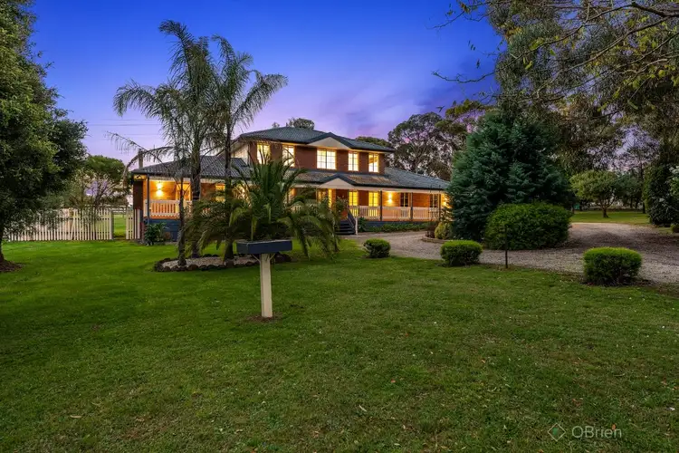33-35 Madelyn Court, Cranbourne South VIC 3977