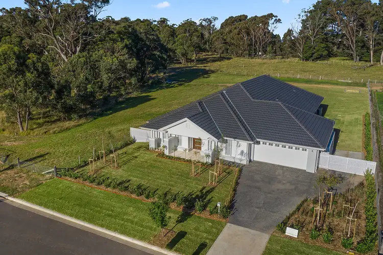 80 Challoner Rise, Renwick NSW 2575