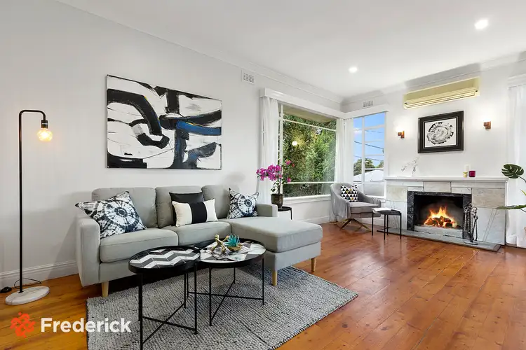 Second view of Homely house listing, 2 Kingsclere Street, Vermont VIC 3133