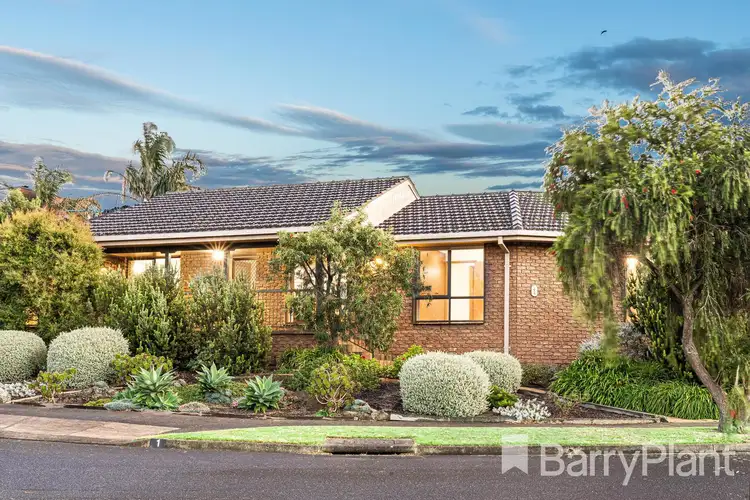 1 Dougal Court, Highton VIC 3216