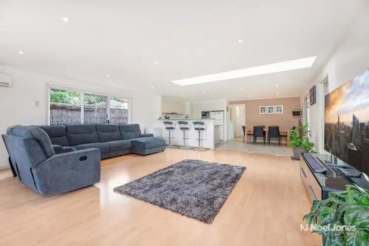 Fifth view of Homely house listing, 13 Gordon Court, Ringwood VIC 3134