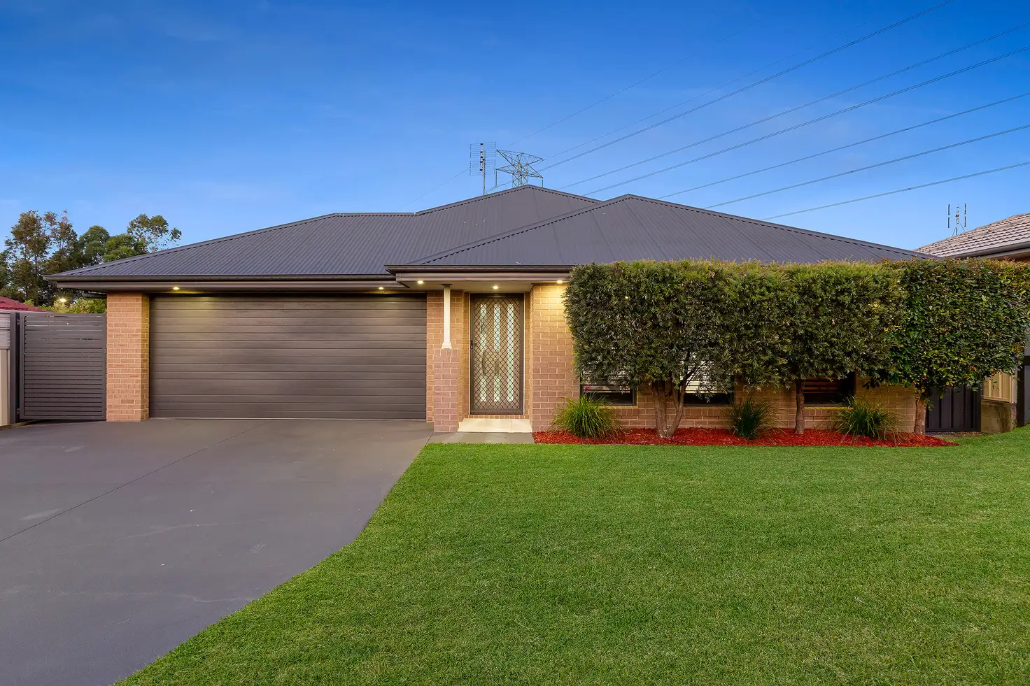 Main view of Homely house listing, 8 Vantage Circuit, Cameron Park NSW 2285