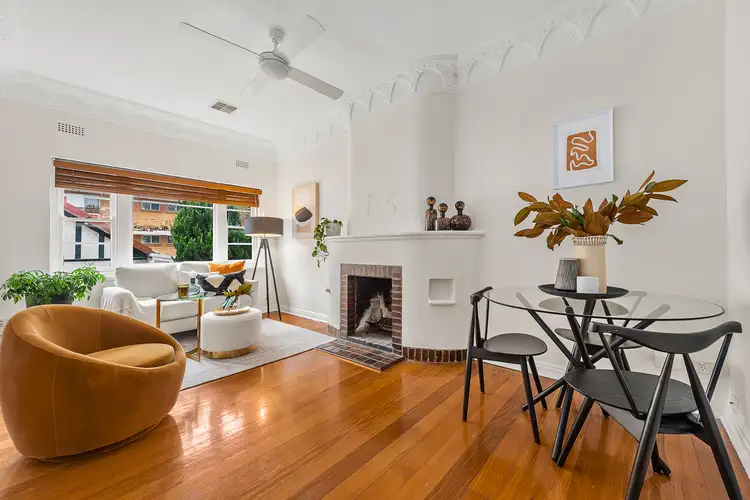 Second view of Homely apartment listing, 5/139 Glen Huntly Road, Elwood VIC 3184
