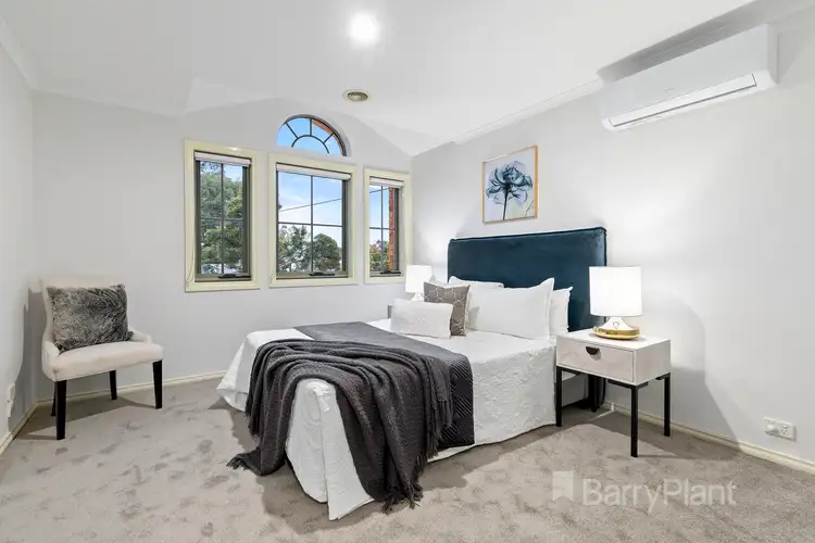 Fifth view of Homely house listing, 10 Sinclair Crescent, Macleod VIC 3085