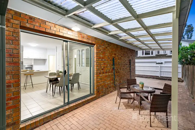 Sixth view of Homely house listing, 10 Sinclair Crescent, Macleod VIC 3085