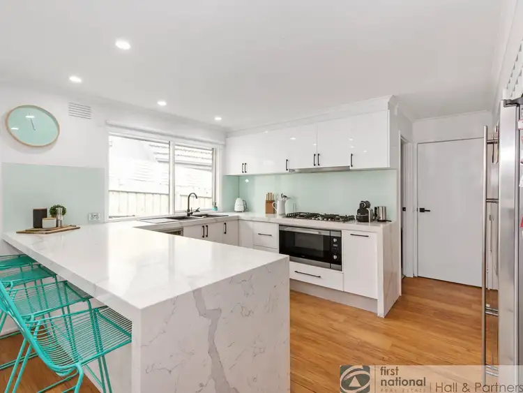 Third view of Homely house listing, 3 Munster Court, Endeavour Hills VIC 3802