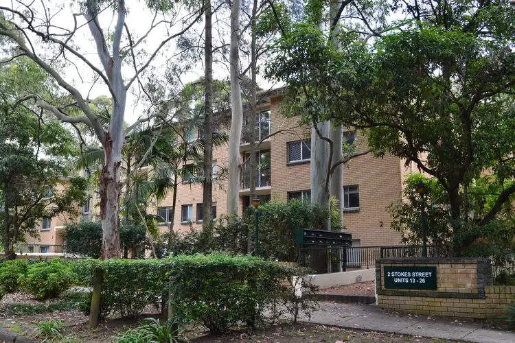 15/4 Stokes Street