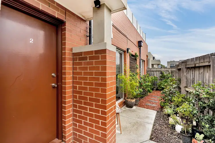 Fifth view of Homely unit listing, 2/827-829 Plenty Road, Reservoir VIC 3073