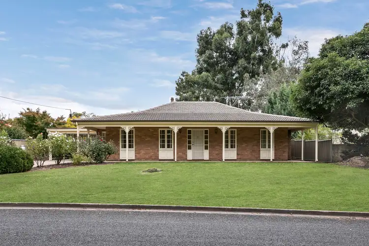 17 Memorial Drive, Mount Barker SA 5251