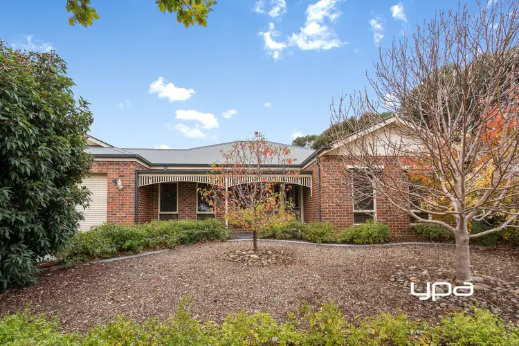 39 Belleview Drive, Sunbury VIC 3429
