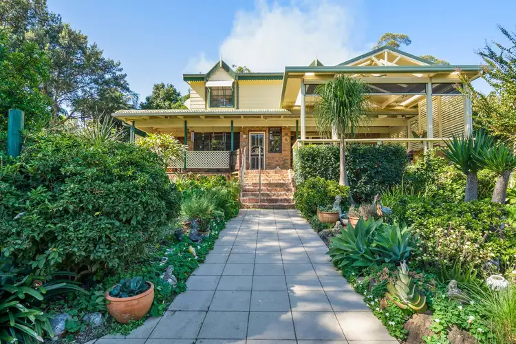 5 Wards Hill Road, Killcare Heights NSW 2257