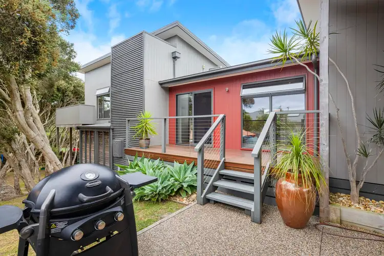 15 Felecia Street, Rye VIC 3941