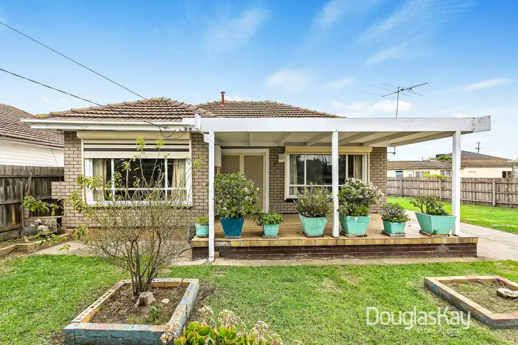 33 Marcia Street, Sunshine West VIC 3020