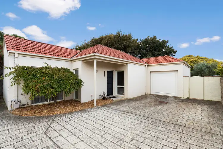 Main view of Homely unit listing, 4/74 Nunns Road, Mornington VIC 3931