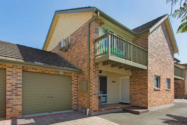 3/10 The Avenue, Corrimal NSW 2518