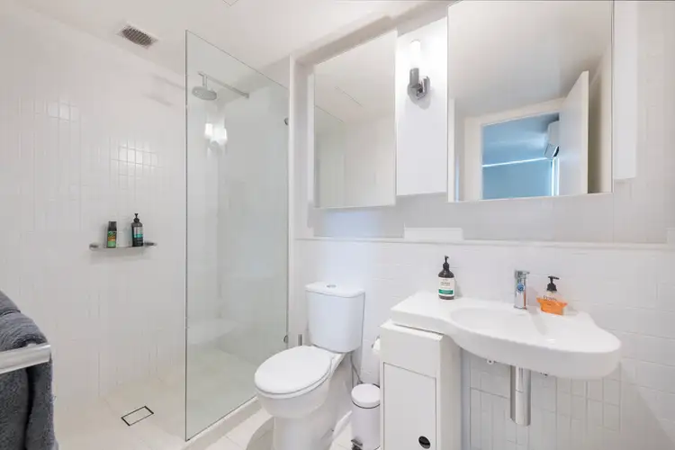 Fourth view of Homely apartment listing, 205/26-28 Broadway, Elwood VIC 3184