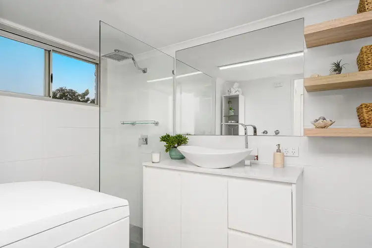 Sixth view of Homely unit listing, 7/126 Musgrave Street, Coolangatta QLD 4225
