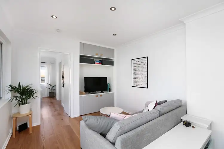 9/20 Cassia Street
