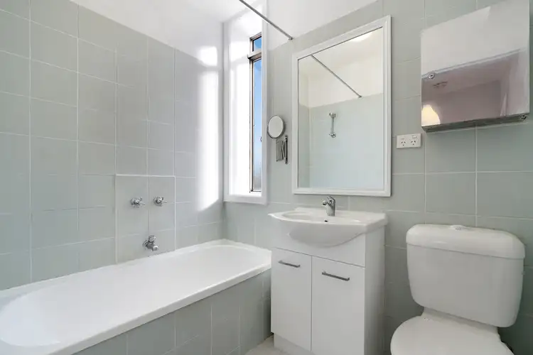 Fifth view of Homely apartment listing, 4/5 James Street, Box Hill VIC 3128
