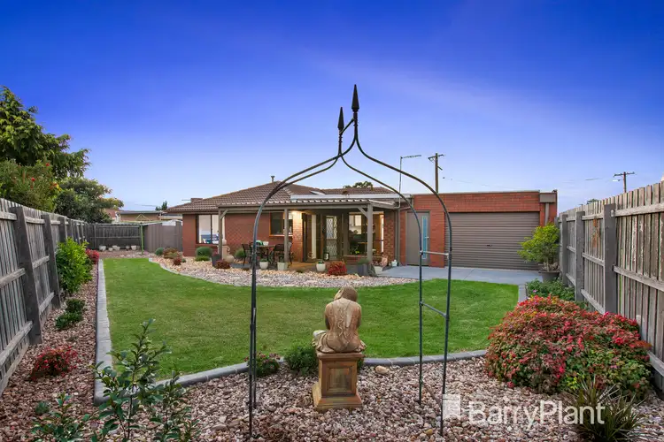 Second view of Homely house listing, 6 Ramage Court, Kings Park VIC 3021