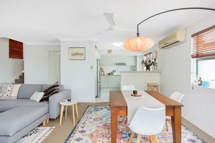 Third view of Homely apartment listing, 2/201 Baroona Road, Paddington QLD 4064