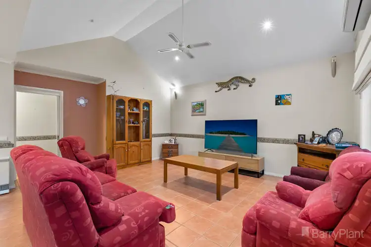 Fifth view of Homely house listing, 1/17 Sylvia Road, Beaconsfield VIC 3807