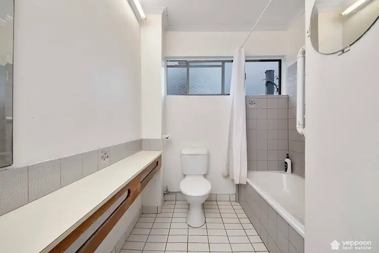 Fifth view of Homely unit listing, 1/33 Scenic Highway, Cooee Bay QLD 4703