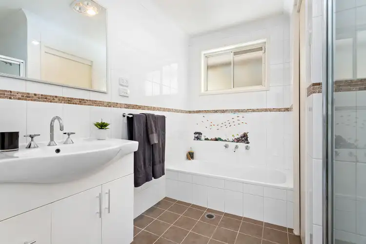 Sixth view of Homely house listing, 2 Gloria Close, Mount Colah NSW 2079