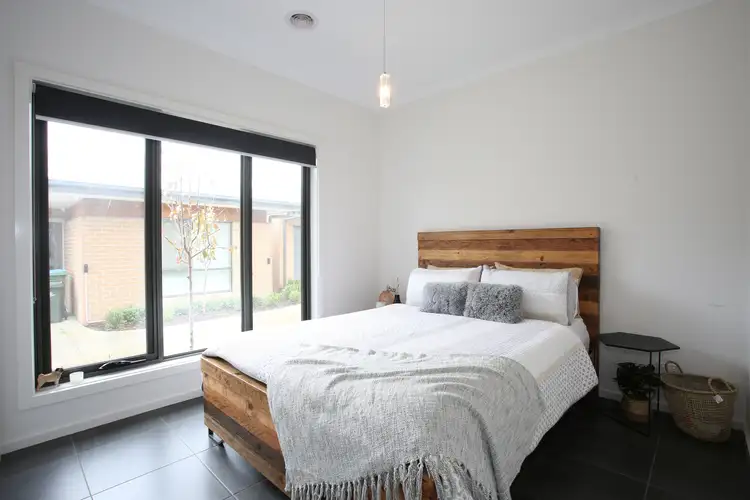 Fourth view of Homely unit listing, 8 Haymic Place, Tyabb VIC 3913