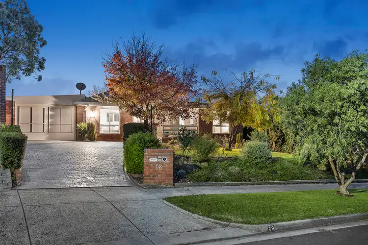 68 Wandana Crescent, Mooroolbark VIC 3138