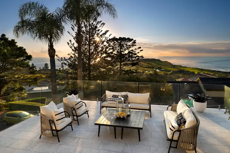16 Lancaster Crescent, Collaroy NSW 2097