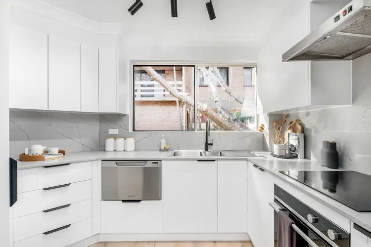 Fifth view of Homely apartment listing, 2/28 Tullimbar Road, Cronulla NSW 2230