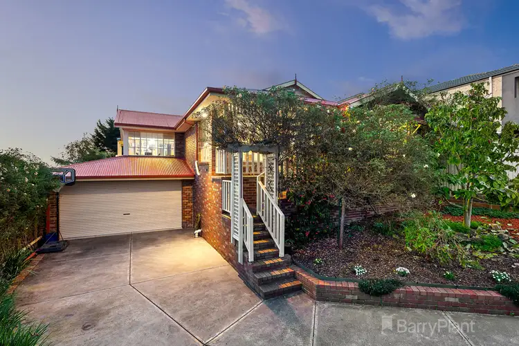 2 Ayr Court, Pakenham VIC 3810